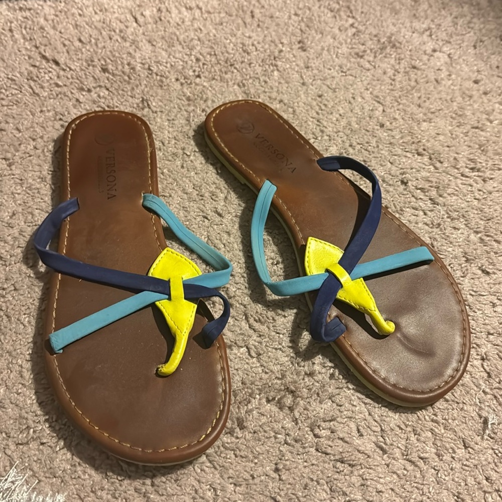 Multicolor sandals